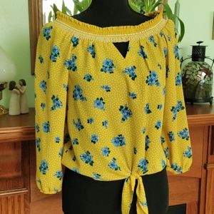 Mustard Yellow Top Size S
